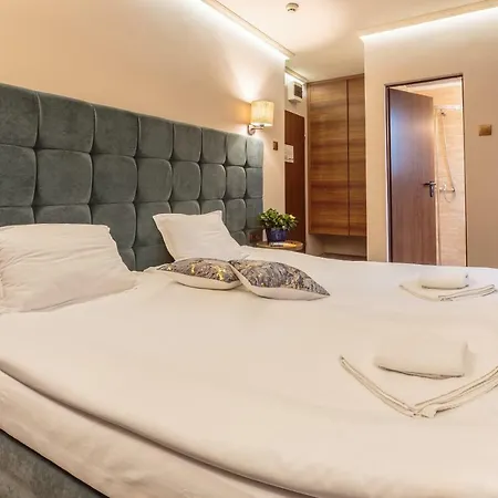 Szálloda микадо - онлайн Self Check-in 3*