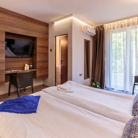 микадо - онлайн Self Check-in Burgasz