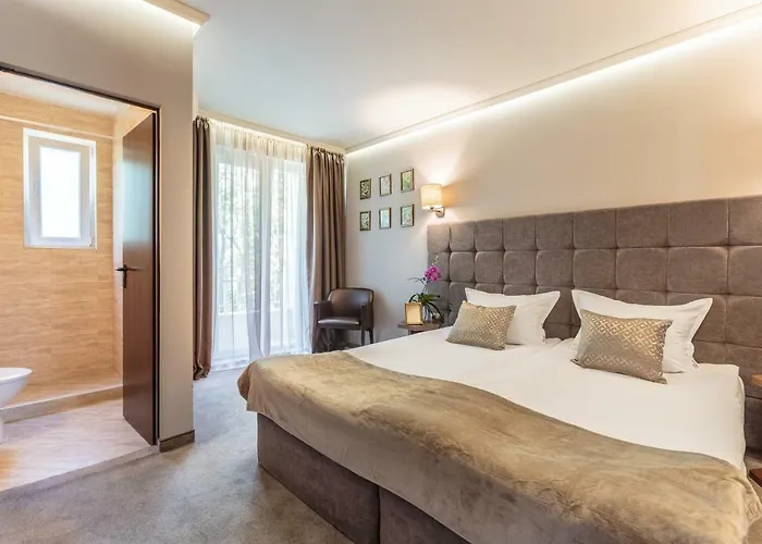 микадо - онлайн Self Check-in Otel 3*