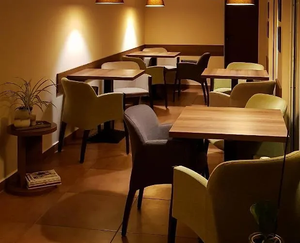 микадо - онлайн Self Check-in Otel 3*