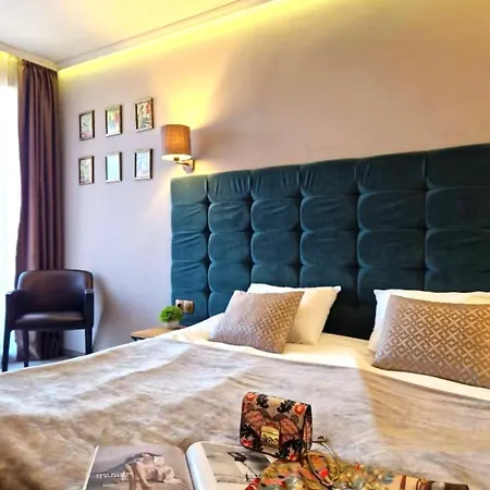 Хотел Микадо Hotel 3*