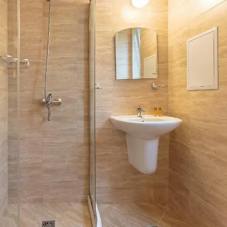 Хотел Микадо Hotel 3*